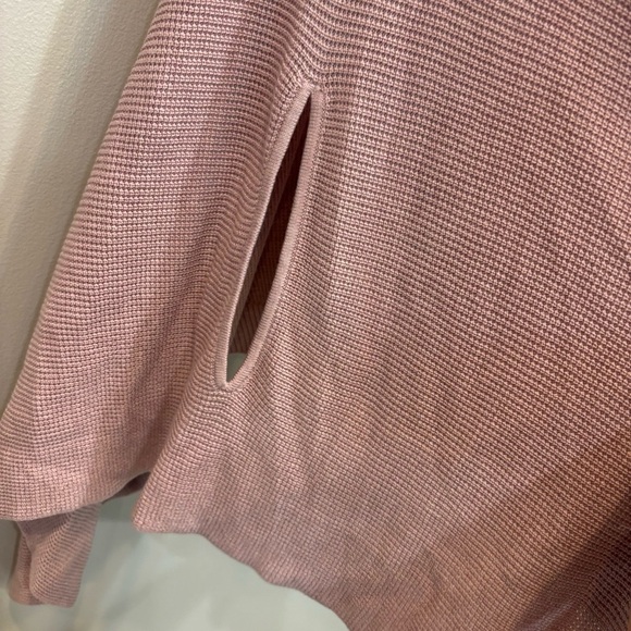 Lululemon Forward Flow Cape Poncho Wrap Women’s One Size - Picture 4 of 7